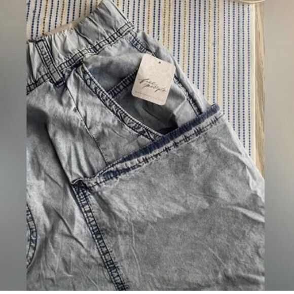NWT Free People We The Free Shibuya Wide Leg Jeans Size Large - Picture 8 of 16